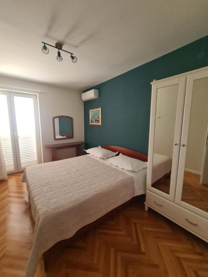 Apartment Nena & Petar Makarska Extérieur photo