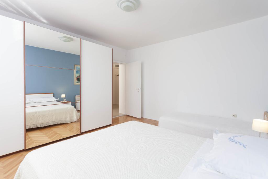 Apartment Nena & Petar Makarska Extérieur photo