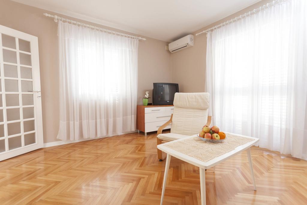 Apartment Nena & Petar Makarska Extérieur photo